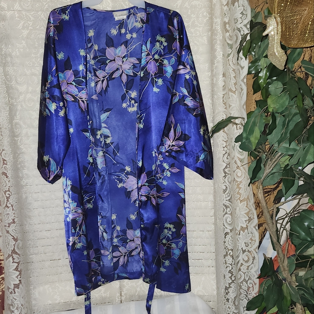Secret Treasures Blue and Purple Floral Robe
